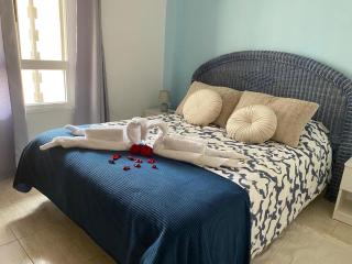 Apartment in Tenerife with Sea Views, cleaning included - Callao Salvaje - 4