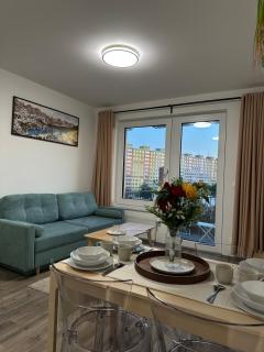 Cozy Modern Apartment, 20 mins to Center - Prague - 5