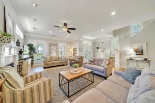 Close to Beach~Free Golf Cart! Pet Friendly Home! Destiny West - 3