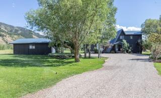 Cedar Creek Chalet - Snowmobilers Dream - Hot tub - - 6
