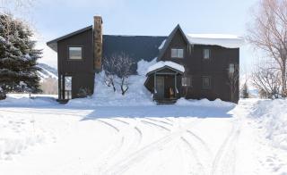 Cedar Creek Chalet - Snowmobilers Dream - Hot tub - 4