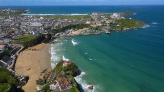 Modern surf pad, steps from Towan beach - Newquay - 1