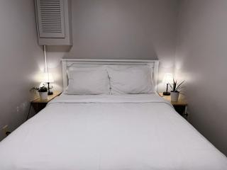 Lee's Ocean Peek B & B - 2