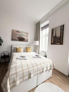 CITY&MORE! Schickes Apartment mit Altbauflair! - Wenen - 8