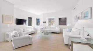 Manhattan Exclusive Apartment Midtown NYC Luxury Penthouse Sleeps 8 - New York - 7