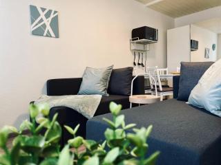 Belisima Apartments I Ferienwohnung Ruppertsberg R03 - Reiterpfad I separater Schlafbereich mit Boxspringbetten I Waschmaschine I Parkplatz I Nähe Supermarkt - Bäcker - Bahnhof - 0