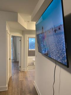 Niagara Rooftop Getaway! - 7