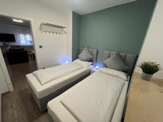 Belisima Apartments I Ferienwohnung Ruppertsberg R03 - Reiterpfad I separater Schlafbereich mit Boxspringbetten I Waschmaschine I Parkplatz I Nähe Supermarkt - Bäcker - Bahnhof - 4