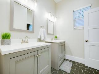 -Relax in a Charming Coastal Cottage- Near beach - St. Augustine - 1