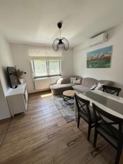 Cor Montis Apartments - 8