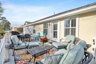 The Blarney Stone 4BR Beach Cottage Pet Friendly Golf Cart Pools Private Beach! - 5