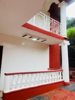 Mountain View Villa - 1