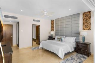 Cascadas Luxury Condo in Pedregal with Jacuzzi - 2