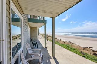 Oceanfront Studio - Ground Floor - King Bed - Easy Beach Access - Pool & Hot Tub - Lincoln City - 8