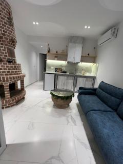 Vila Goxhaj - Saranda - 1