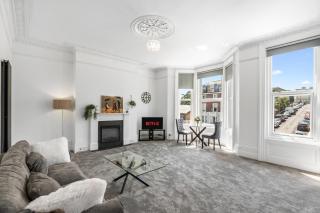 Lovely one bedroom apartment near beach, train station, buses and shops - Hollington - 3
