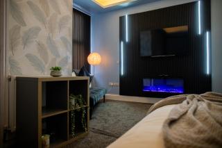 Check Inn 247 - Bradford - 9