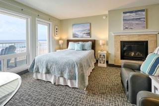 Ground Floor Queen Studio - Ocean View - Pool and Hot Tub - 5