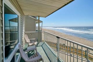 Corner Oceanview King Suite Full Kitchen Beach Access Pool & Hot Tub - 7