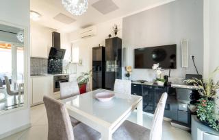 Nice Apartment In Sali With Wifi - 8