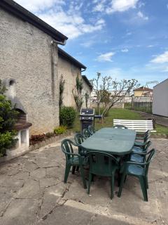 Maison 90m2 de 2 à 10 personnes - Colombier-Saugnieu - 9