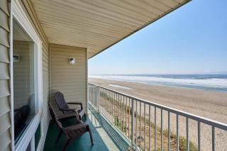 Family Suite - Sleeps Six - Ocean Views & Beach Access - Pool and Hot Tub - Lincoln City - 7