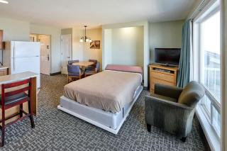 Oceanfront Suite - Beach Access - Heated Pool and Hot Tub - 4