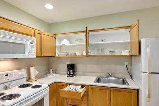 Oceanfront Suite - Beach Access - Heated Pool and Hot Tub - 1
