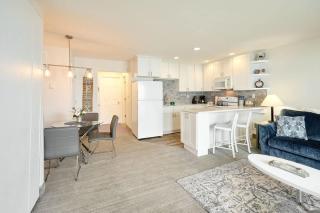 Oceanfront Suite - Sleeps Six - Heated Pool and Hot Tub - 1