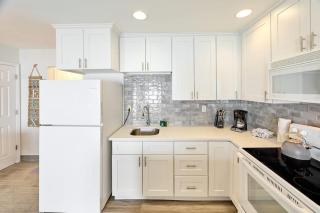 Oceanfront Suite - Sleeps Six - Heated Pool and Hot Tub - 1