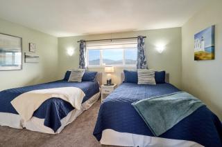 Oceanfront Suite - Sleeps 6 - Beach and Pool Access - 7