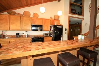 Mountainback #40, Loft, Corner - 0