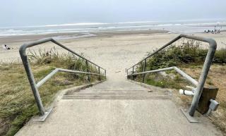 Ocean View Suite - Sleeps Six - Heated Indoor Pool & Hot Tub Access - 2