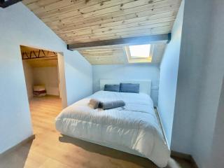 CAL QUEROL ErR - max 13 pax - 2