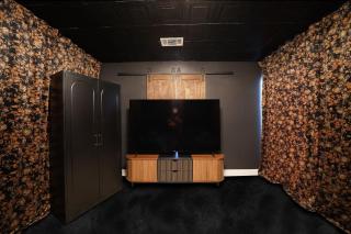 Lux Family Stay with Heated Pool, Spa, Theater, Game Room - Spring - 5