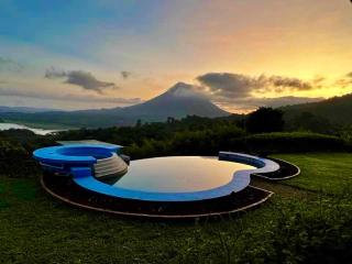 Serenity House Panoramic Views And Swimming Pool, - 0