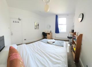 Oxford Private Room Crown - 0