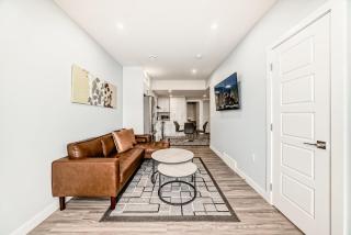 2 Beds, 1 bath Walkout Basement - Calgary - 0