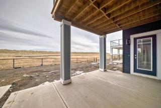2 Beds, 1 bath Walkout Basement - Calgary - 1