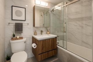 Urban Oasis 2 Bedroom Gem on Pendrell Street - Vancouver - 2