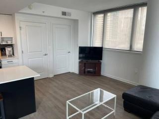Pentagon Luxe Apartments - Arlington - 9