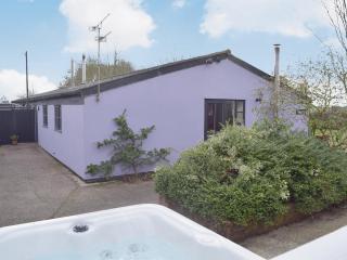 Blueberry Cottage - Bedfield - 0