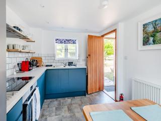 The Pink Cottage - - 5