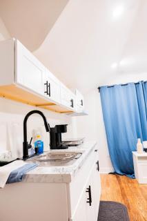 Joynest Loft - Private Entry & Bath - 6