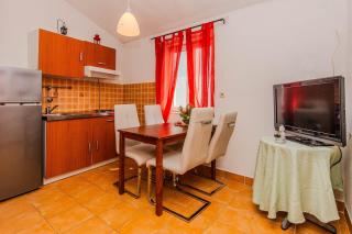 Apartments with parking spaces Vir - 24740 - Vir - 4