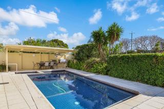 Aqua Solai 9 - Absolute Beachfront Tugun - Min. 3 night stays - Linen Provided - 0