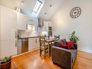 The Cow Shed - Farnham - 6