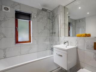 Waterside Lodge One - Uk33351 - Southowram - 8