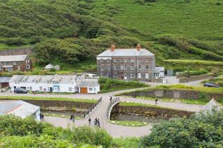 Bossy Castle - Boscastle - 4