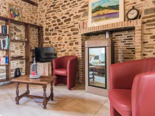 Farmhouse in Saint-Priest with Pool & Terrace - Saint-Priest-les-Fougères - 1